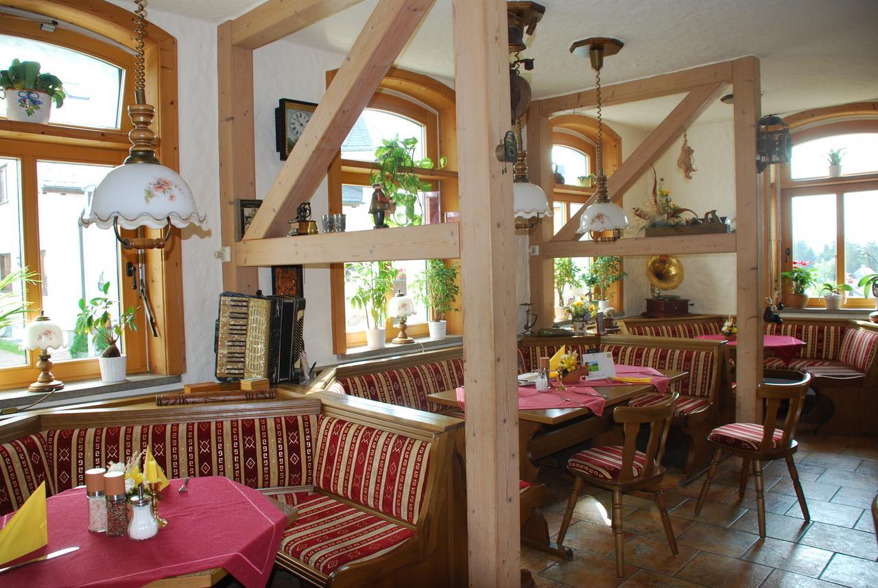 Hotel Alpenhof Markneukirchen Ngoại thất bức ảnh